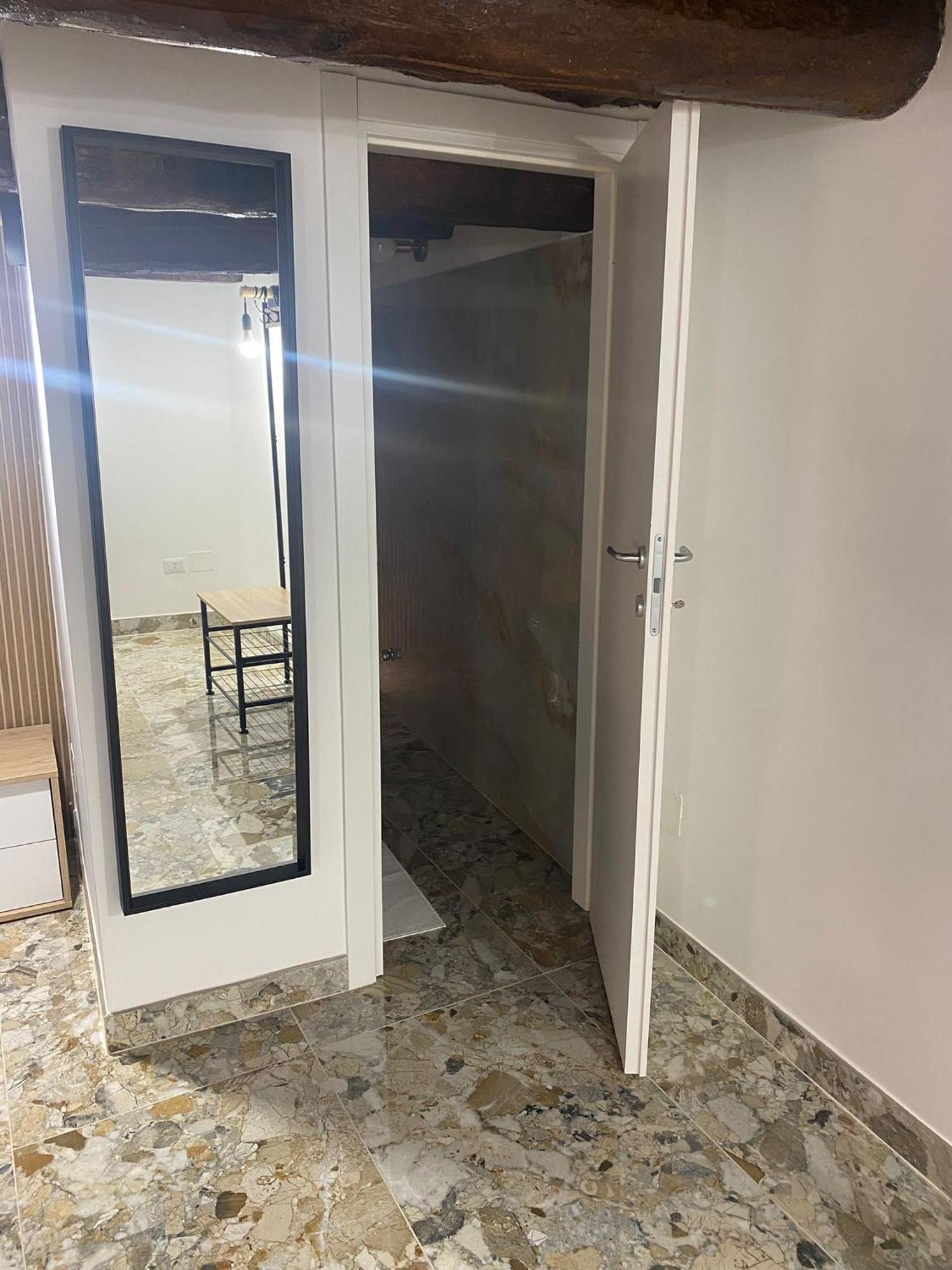 Dora House * Napoli