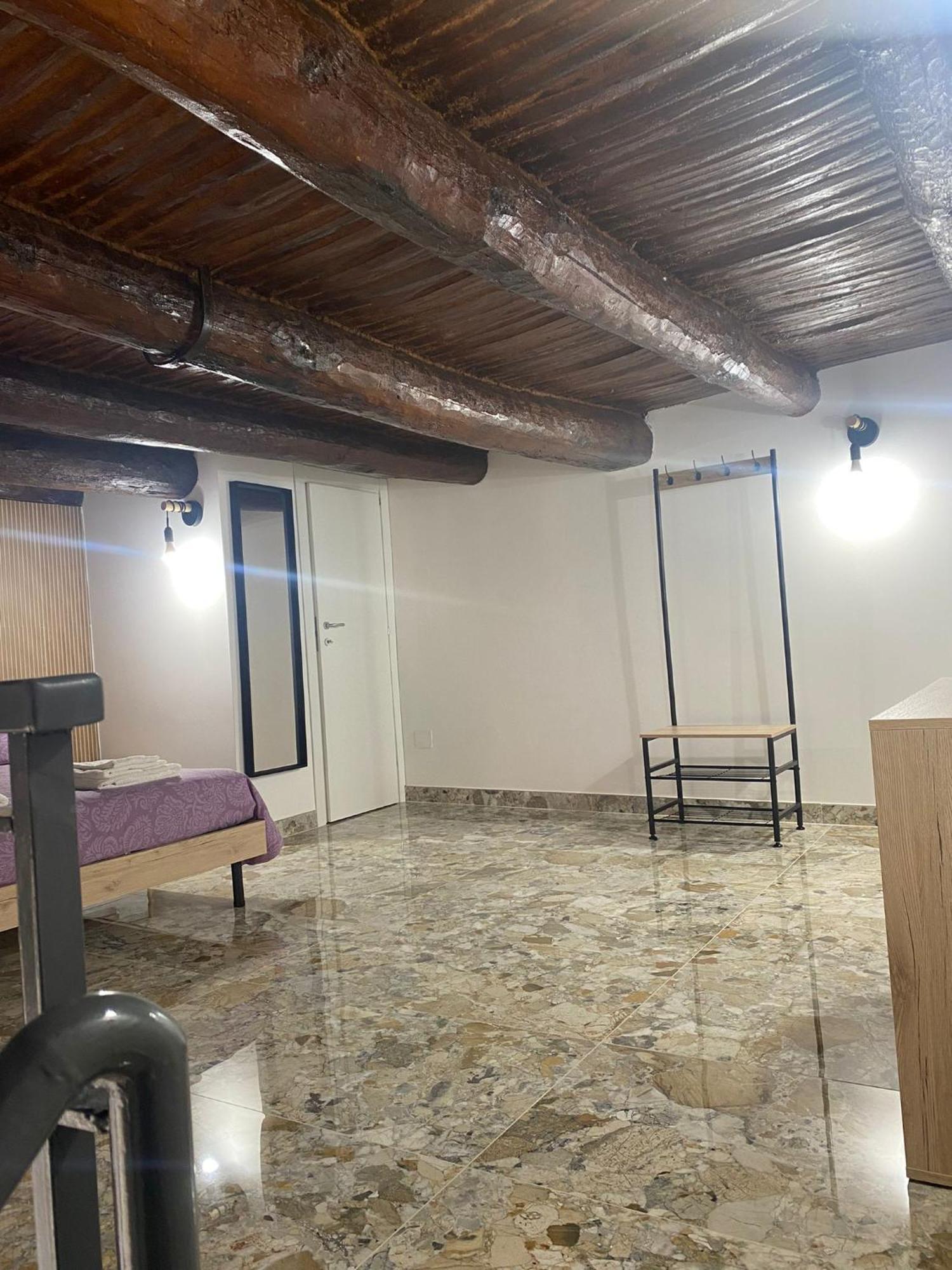 Appartamento Dora House *